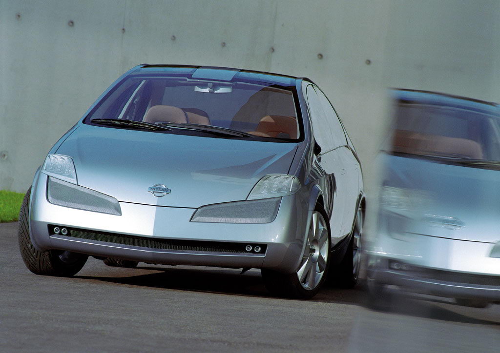 Nissan Fusion 2000 006.jpg